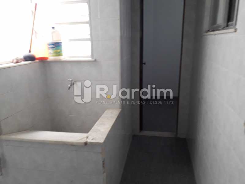 Conheça Área e 2 Dep.de Empregadas do imóvel - Compra Venda Imóveis Apartamento Botafogo 3 Quartos - LAAP32009 - 20 Área e 2 Dep.de Empregadas - Compra Venda Imóveis Apartamento Botafogo 3 Quartos - LAAP32009 - 20