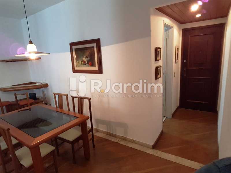 Conheça 2° AMBIENTE do imóvel - Apartamento Lagoa, Zona Sul,Rio de Janeiro, RJ À Venda, 2 Quartos, 90m² - LAAP21410 - 5 2° AMBIENTE - Apartamento Lagoa, Zona Sul,Rio de Janeiro, RJ À Venda, 2 Quartos, 90m² - LAAP21410 - 5