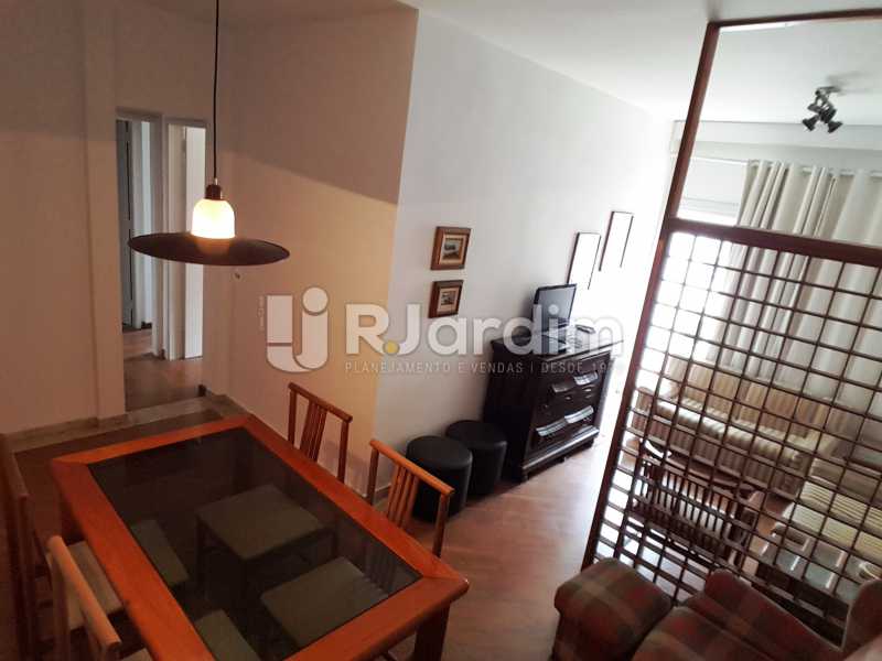 Conheça SALA EM 2 AMBIENTES do imóvel - Apartamento Lagoa, Zona Sul,Rio de Janeiro, RJ À Venda, 2 Quartos, 90m² - LAAP21410 - 4 SALA EM 2 AMBIENTES - Apartamento Lagoa, Zona Sul,Rio de Janeiro, RJ À Venda, 2 Quartos, 90m² - LAAP21410 - 4