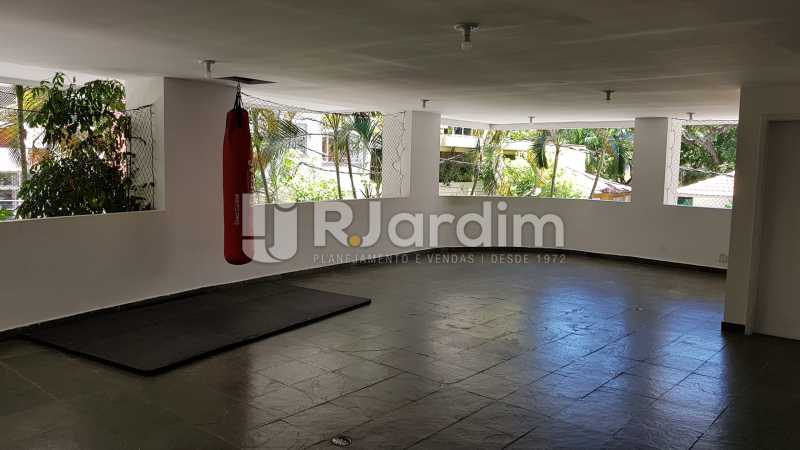 Conheça PLAY do imóvel - Apartamento para alugar Rua Carvalho Azevedo,Lagoa, Zona Sul,Rio de Janeiro - R$ 8.000 - LAAP32034 - 20 PLAY - Apartamento para alugar Rua Carvalho Azevedo,Lagoa, Zona Sul,Rio de Janeiro - R$ 8.000 - LAAP32034 - 20
