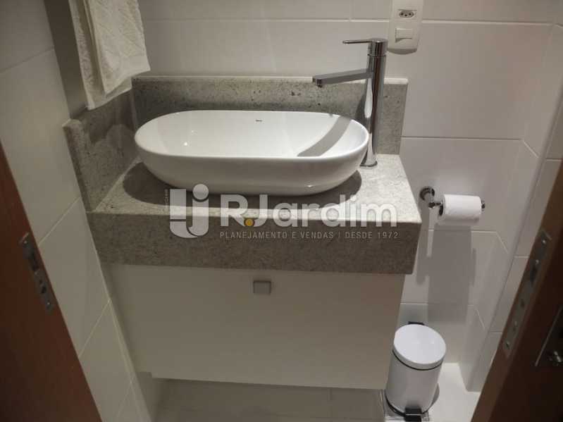 Conheça banheiro do imóvel - Apartamento À Venda - Ipanema - Rio de Janeiro - RJ - LAAP32035 - 16 banheiro - Apartamento À Venda - Ipanema - Rio de Janeiro - RJ - LAAP32035 - 16