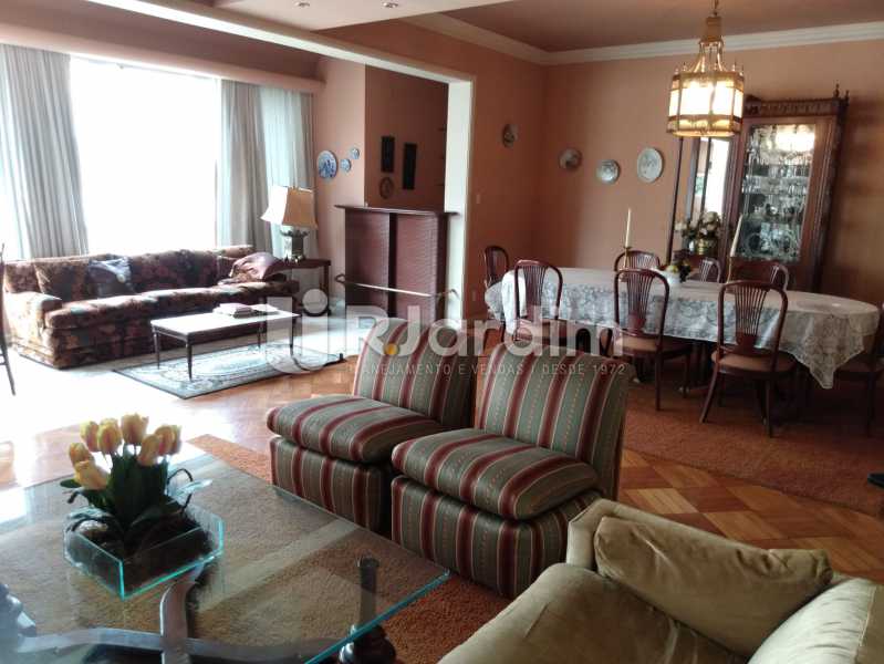 Conheça Sala (vista do hall) do imóvel - Apartamento à venda Rua Constante Ramos,Copacabana, Zona Sul,Rio de Janeiro - R$ 2.200.000 - LAAP40758 - 25 Sala (vista do hall) - Apartamento à venda Rua Constante Ramos,Copacabana, Zona Sul,Rio de Janeiro - R$ 2.200.000 - LAAP40758 - 25