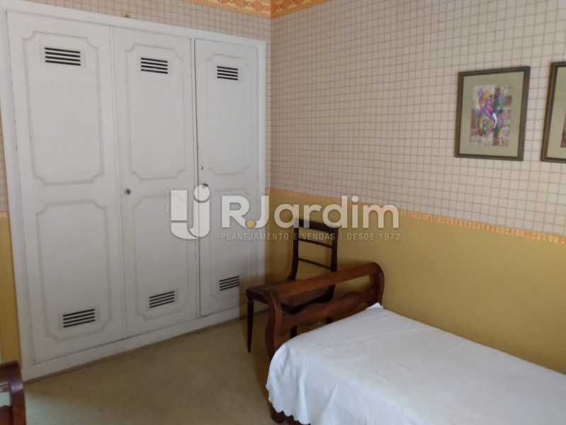 Conheça Quarto 4 do imóvel - Apartamento à venda Rua Constante Ramos,Copacabana, Zona Sul,Rio de Janeiro - R$ 2.200.000 - LAAP40758 - 22 Quarto 4 - Apartamento à venda Rua Constante Ramos,Copacabana, Zona Sul,Rio de Janeiro - R$ 2.200.000 - LAAP40758 - 22