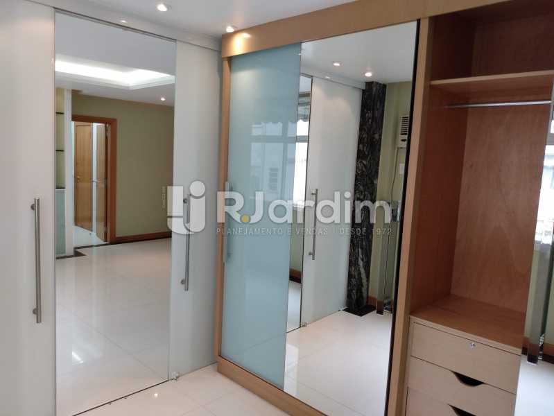 Conheça Quarto 1 do imóvel - Apartamento À Venda - Leblon - Rio de Janeiro - RJ - LAAP32040 - 5 Quarto 1 - Apartamento À Venda - Leblon - Rio de Janeiro - RJ - LAAP32040 - 5