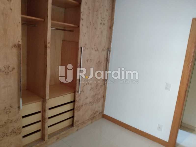Conheça Quarto 2 do imóvel - Apartamento À Venda - Leblon - Rio de Janeiro - RJ - LAAP32040 - 7 Quarto 2 - Apartamento À Venda - Leblon - Rio de Janeiro - RJ - LAAP32040 - 7
