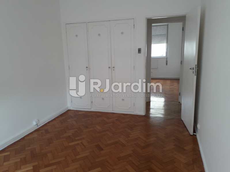 Conheça 3° Quarto C/ Armários do imóvel - Apartamento Copacabana, Zona Sul,Rio de Janeiro, RJ Para Alugar, 3 Quartos, 160m² - LAAP32039 - 11 3° Quarto C/ Armários - Apartamento Copacabana, Zona Sul,Rio de Janeiro, RJ Para Alugar, 3 Quartos, 160m² - LAAP32039 - 11