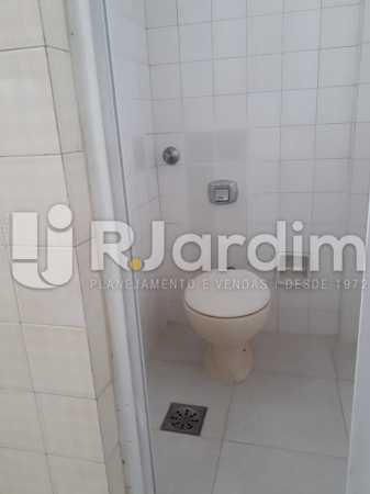 Conheça banheiro serviço do imóvel - Apartamento Jardim Botânico 2 Quartos Aluguel Administração Imóveis - LAAP21428 - 22 banheiro serviço - Apartamento Jardim Botânico 2 Quartos Aluguel Administração Imóveis - LAAP21428 - 22