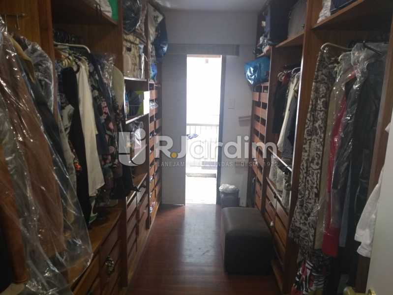 Conheça Closet do imóvel - Compra Venda Avaliação Imóveis Apartamento Lagoa 4 Quartos - LAAP40760 - 13 Closet - Compra Venda Avaliação Imóveis Apartamento Lagoa 4 Quartos - LAAP40760 - 13