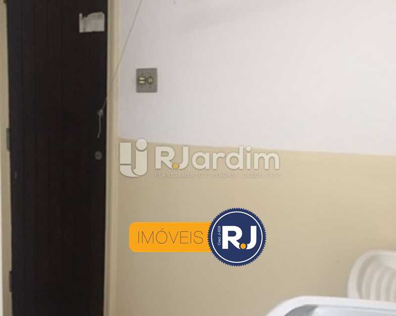 Conheça Entrada de serviço do imóvel - Apartamento Rio Comprido 3 Quartos - LAAP32048 - 10 Entrada de serviço - Apartamento Rio Comprido 3 Quartos - LAAP32048 - 10