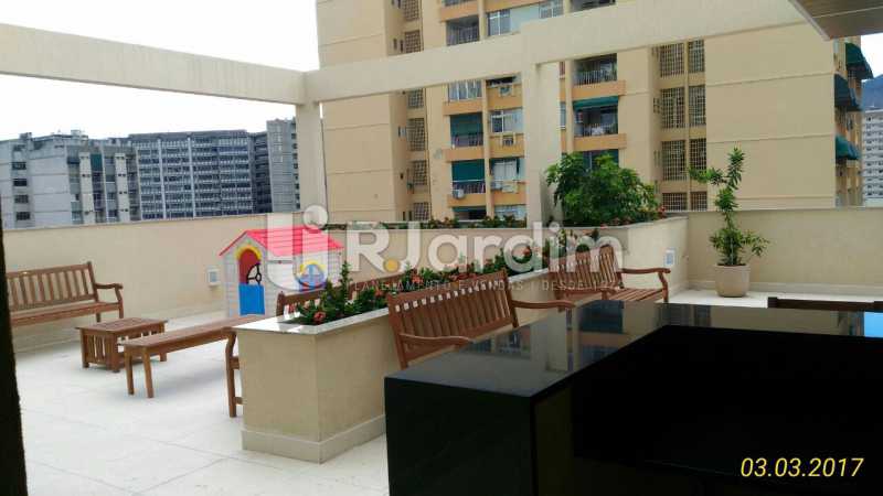 Conheça WhatsApp Image 2017-03-03 at 1 do imóvel - Apartamento À Venda - Vila Isabel - Rio de Janeiro - RJ - LAAP21437 - 11 WhatsApp Image 2017-03-03 at 1 - Apartamento À Venda - Vila Isabel - Rio de Janeiro - RJ - LAAP21437 - 11