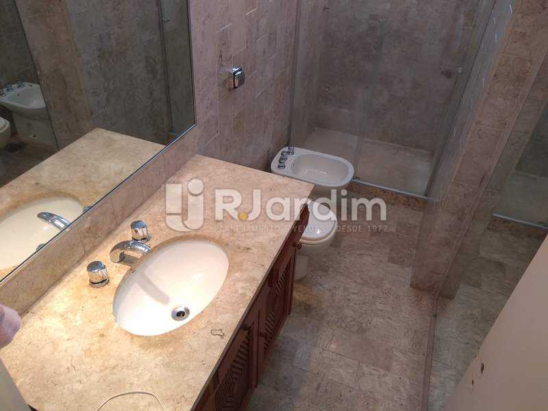 Conheça Banheiro Social do imóvel - Apartamento Ipanema 3 Quartos Compra Venda Avaliação Imóveis - LAAP32049 - 13 Banheiro Social - Apartamento Ipanema 3 Quartos Compra Venda Avaliação Imóveis - LAAP32049 - 13