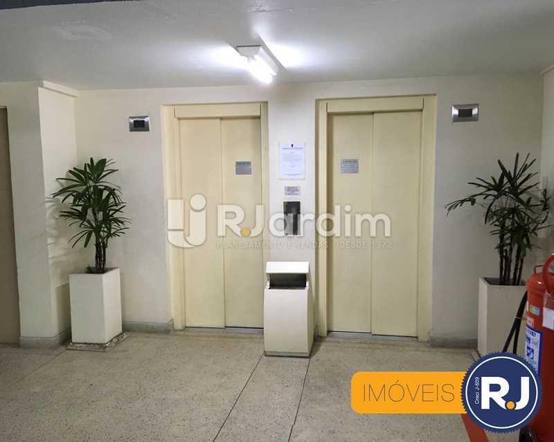 Conheça Hall.elevadores do imóvel - Sala Comercial À Venda - Lagoa - Rio de Janeiro - RJ - LASL00203 - 10 Hall.elevadores - Sala Comercial À Venda - Lagoa - Rio de Janeiro - RJ - LASL00203 - 10