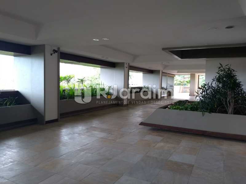 Conheça salão de festas do imóvel - Apartamento À Venda - Lagoa - Rio de Janeiro - RJ - LAAP40763 - 27 salão de festas - Apartamento À Venda - Lagoa - Rio de Janeiro - RJ - LAAP40763 - 27