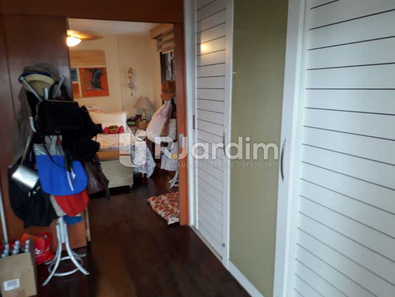 Conheça quarto/armários do imóvel - Apartamento Ipanema 3 Quartos Compra Venda Avaliação Imóveis - LAAP32053 - 8 quarto/armários - Apartamento Ipanema 3 Quartos Compra Venda Avaliação Imóveis - LAAP32053 - 8