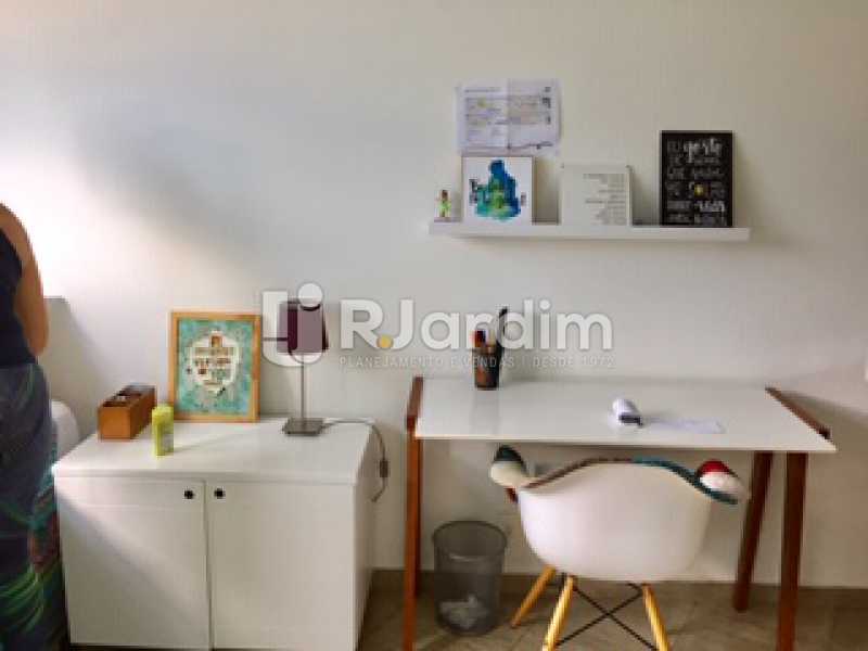 Conheça Quarto do imóvel - Apartamento À Venda - Copacabana - Rio de Janeiro - RJ - LAAP32055 - 9 Quarto - Apartamento À Venda - Copacabana - Rio de Janeiro - RJ - LAAP32055 - 9
