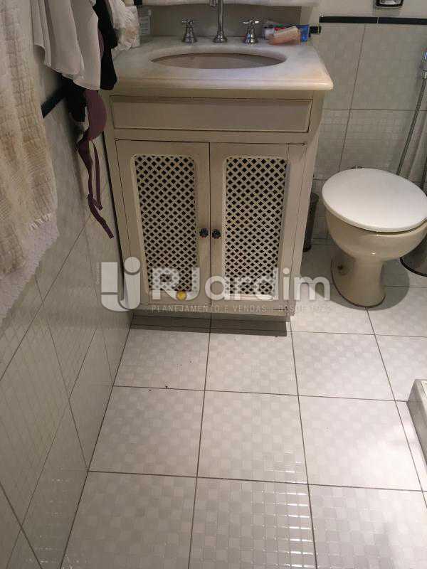 Conheça Banheiro social do imóvel - Apartamento À Venda - Gávea - Rio de Janeiro - RJ - LAAP32056 - 23 Banheiro social - Apartamento À Venda - Gávea - Rio de Janeiro - RJ - LAAP32056 - 23
