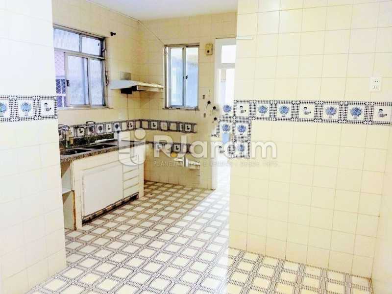 Conheça cozinha do imóvel - Apartamento Para Alugar - Copacabana - Rio de Janeiro - RJ - LAAP32057 - 8 cozinha - Apartamento Para Alugar - Copacabana - Rio de Janeiro - RJ - LAAP32057 - 8