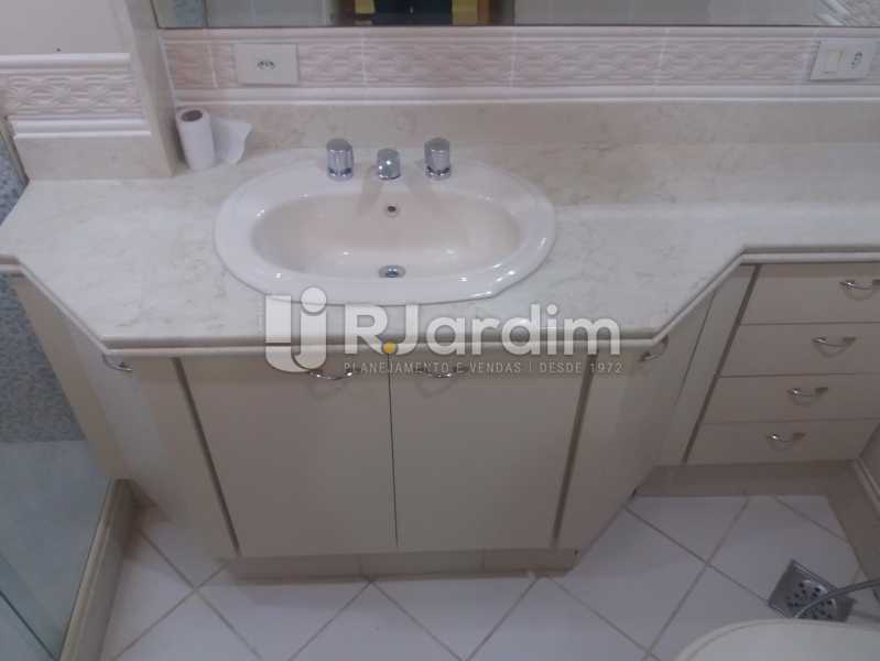 Conheça WC suíte do imóvel - Apartamento Para Alugar - Leblon - Rio de Janeiro - RJ - LAAP40771 - 15 WC suíte - Apartamento Para Alugar - Leblon - Rio de Janeiro - RJ - LAAP40771 - 15