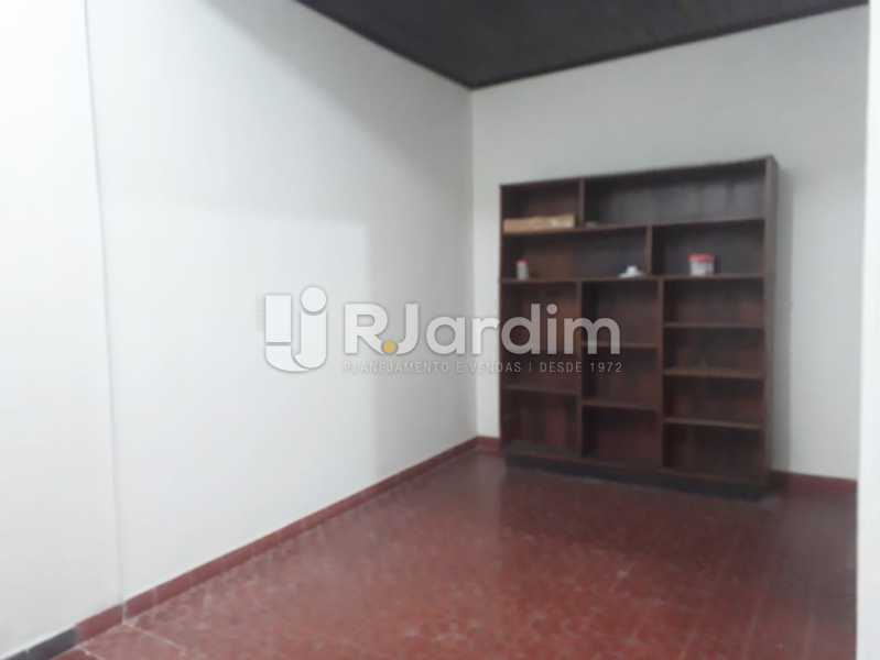 Conheça segundo andar sala1 do imóvel - Casa comercial em Botafogo - LACC00038 - 13 segundo andar sala1 - Casa comercial em Botafogo - LACC00038 - 13
