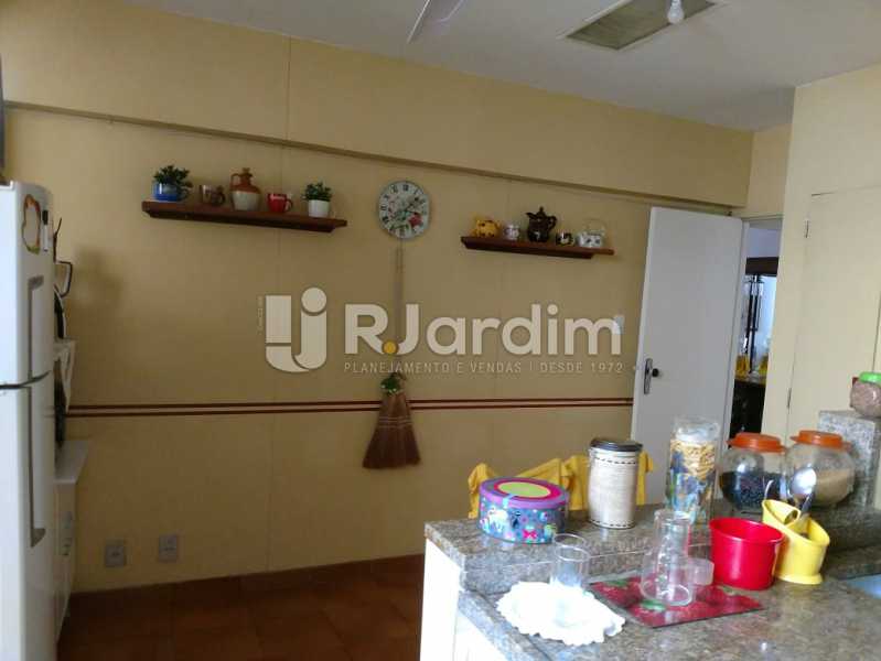 Conheça Cozinha Planejada do imóvel - Apartamento 3 Quartos À Venda Copacabana, Zona Sul,Rio de Janeiro - R$ 1.690.000 - LAAP32068 - 17 Cozinha Planejada - Apartamento 3 Quartos À Venda Copacabana, Zona Sul,Rio de Janeiro - R$ 1.690.000 - LAAP32068 - 17