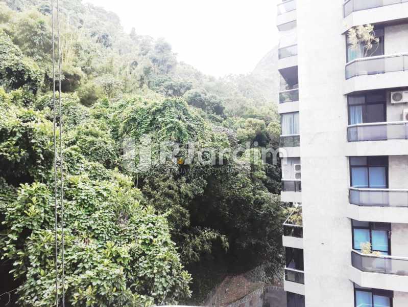 Conheça vista sacada da suíte do imóvel - Apartamento de 3 quartos sendo 1 suíte na Lagoa - LAAP32069 - 15 vista sacada da suíte - Apartamento de 3 quartos sendo 1 suíte na Lagoa - LAAP32069 - 15