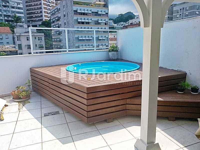 Conheça Piscina Deck do imóvel - Cobertura À Venda - Leblon - Rio de Janeiro - RJ - BGCO30001 - 22 Piscina Deck - Cobertura À Venda - Leblon - Rio de Janeiro - RJ - BGCO30001 - 22
