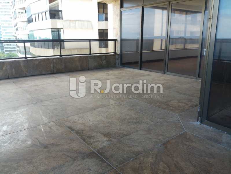 Conheça Varanda frontal do imóvel - Apartamento À Venda - São Conrado - Rio de Janeiro - RJ - LAAP50048 - 6 Varanda frontal - Apartamento À Venda - São Conrado - Rio de Janeiro - RJ - LAAP50048 - 6