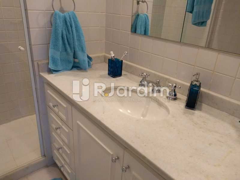 Conheça banheiro do imóvel - Apartamento Avenida Lineu de Paula Machado,Jardim Botânico, Zona Sul,Rio de Janeiro, RJ À Venda, 2 Quartos, 86m² - LAAP21469 - 16 banheiro - Apartamento Avenida Lineu de Paula Machado,Jardim Botânico, Zona Sul,Rio de Janeiro, RJ À Venda, 2 Quartos, 86m² - LAAP21469 - 16