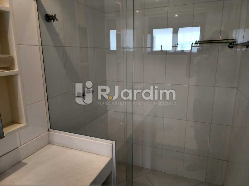 Conheça Banheiro suite do imóvel - Cobertura Leblon, Zona Sul,Rio de Janeiro, RJ À Venda, 3 Quartos, 166m² - LACO30276 - 8 Banheiro suite - Cobertura Leblon, Zona Sul,Rio de Janeiro, RJ À Venda, 3 Quartos, 166m² - LACO30276 - 8
