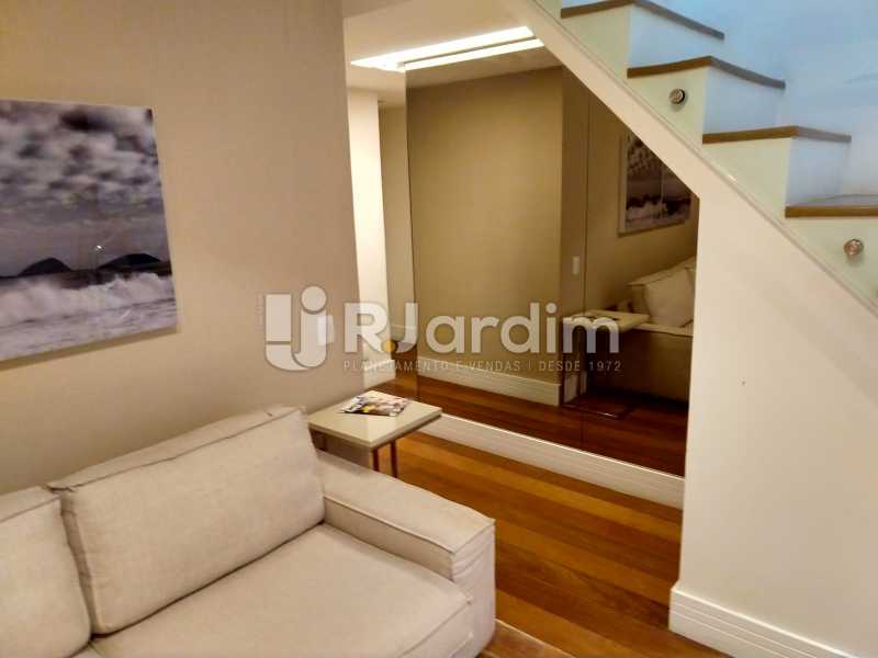 Conheça Sala do imóvel - Cobertura Leblon, Zona Sul,Rio de Janeiro, RJ À Venda, 3 Quartos, 166m² - LACO30276 - 3 Sala - Cobertura Leblon, Zona Sul,Rio de Janeiro, RJ À Venda, 3 Quartos, 166m² - LACO30276 - 3