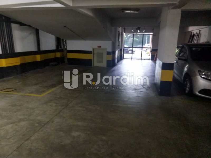 Conheça Garagem do imóvel - Cobertura Leblon, Zona Sul,Rio de Janeiro, RJ À Venda, 3 Quartos, 166m² - LACO30276 - 31 Garagem - Cobertura Leblon, Zona Sul,Rio de Janeiro, RJ À Venda, 3 Quartos, 166m² - LACO30276 - 31