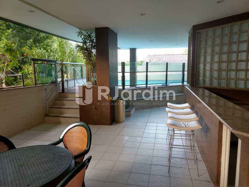 Conheça Bar do imóvel - Cobertura Leblon, Zona Sul,Rio de Janeiro, RJ À Venda, 3 Quartos, 166m² - LACO30276 - 27 Bar - Cobertura Leblon, Zona Sul,Rio de Janeiro, RJ À Venda, 3 Quartos, 166m² - LACO30276 - 27
