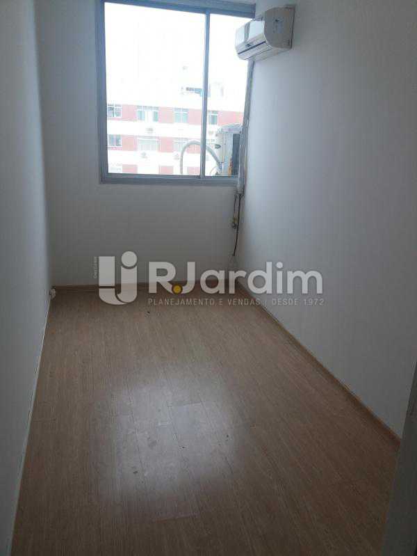 Conheça Sala 2 do imóvel - Sala Comercial Rua Visconde de Pirajá,Ipanema, Zona Sul,Rio de Janeiro, RJ À Venda, 43m² - LASL00207 - 3 Sala 2 - Sala Comercial Rua Visconde de Pirajá,Ipanema, Zona Sul,Rio de Janeiro, RJ À Venda, 43m² - LASL00207 - 3