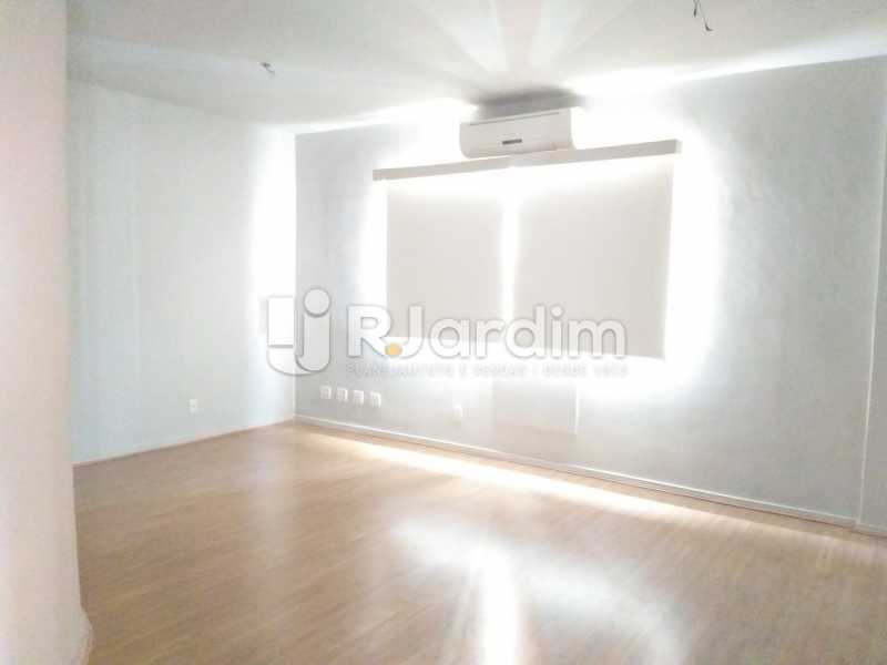 Conheça sala do imóvel - Apartamento Jardim Botânico 2 Quartos Aluguel Administração Imóveis - LAAP21477 - 4 sala - Apartamento Jardim Botânico 2 Quartos Aluguel Administração Imóveis - LAAP21477 - 4