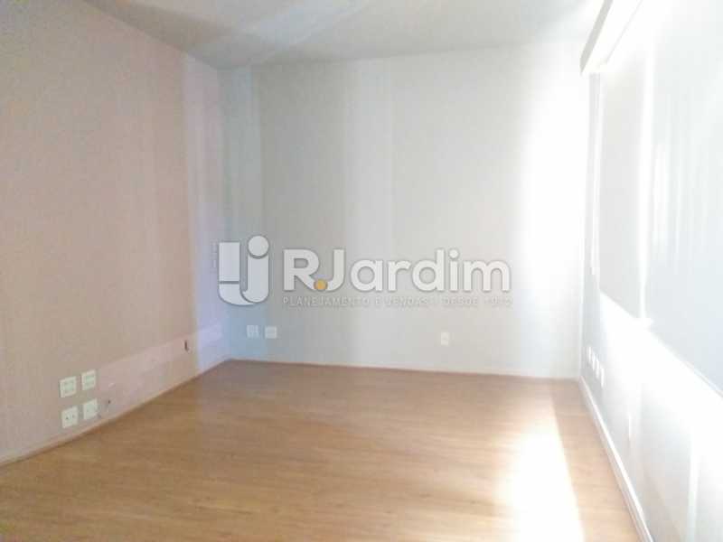 Conheça sala do imóvel - Apartamento Jardim Botânico 2 Quartos Aluguel Administração Imóveis - LAAP21477 - 5 sala - Apartamento Jardim Botânico 2 Quartos Aluguel Administração Imóveis - LAAP21477 - 5
