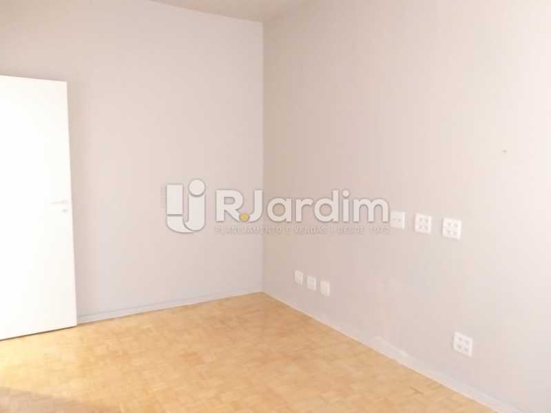 Conheça 2 quarto do imóvel - Apartamento Jardim Botânico 2 Quartos Aluguel Administração Imóveis - LAAP21477 - 15 2 quarto - Apartamento Jardim Botânico 2 Quartos Aluguel Administração Imóveis - LAAP21477 - 15