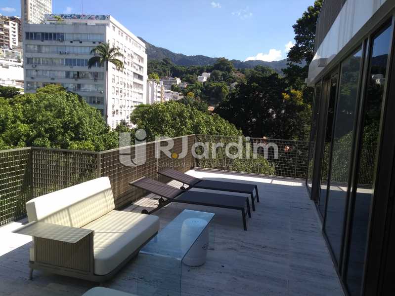 Conheça Terraço do imóvel - Cobertura Avenida Visconde de Albuquerque,Leblon, Zona Sul,Rio de Janeiro, RJ À Venda, 2 Quartos, 130m² - LACO20101 - 1 Terraço - Cobertura Avenida Visconde de Albuquerque,Leblon, Zona Sul,Rio de Janeiro, RJ À Venda, 2 Quartos, 130m² - LACO20101 - 1