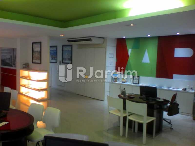 Conheça 6 Recepção do imóvel - Sobreloja À Venda - Centro - Rio de Janeiro - RJ - BGSJ00001 - 7 6 Recepção - Sobreloja À Venda - Centro - Rio de Janeiro - RJ - BGSJ00001 - 7