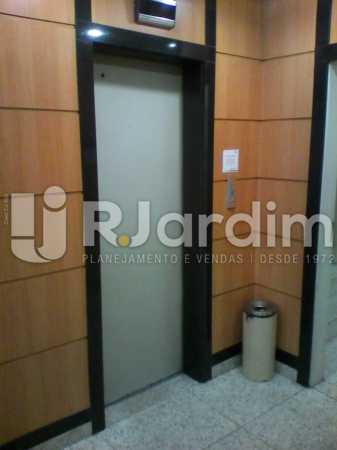 Conheça 19 Elevador do imóvel - Sobreloja À Venda - Centro - Rio de Janeiro - RJ - BGSJ00001 - 20 19 Elevador - Sobreloja À Venda - Centro - Rio de Janeiro - RJ - BGSJ00001 - 20