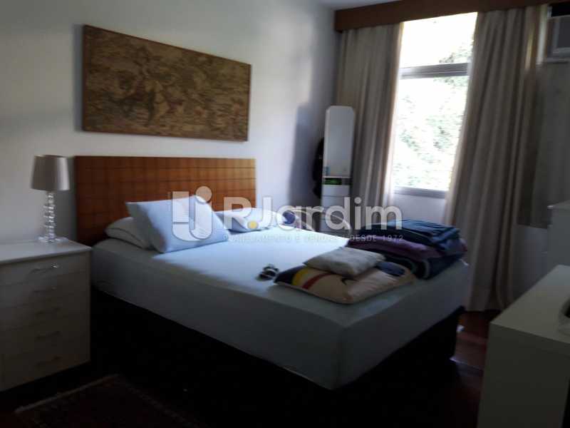 Conheça Quarto do imóvel - Cobertura À Venda - Lagoa - Rio de Janeiro - RJ - LACO40183 - 8 Quarto - Cobertura À Venda - Lagoa - Rio de Janeiro - RJ - LACO40183 - 8