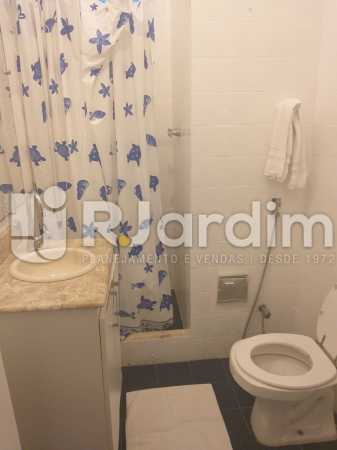 Conheça banheiro social do imóvel - Apartamento Leblon, Zona Sul,Rio de Janeiro, RJ Para Alugar, 2 Quartos, 85m² - LAAP21482 - 6 banheiro social - Apartamento Leblon, Zona Sul,Rio de Janeiro, RJ Para Alugar, 2 Quartos, 85m² - LAAP21482 - 6
