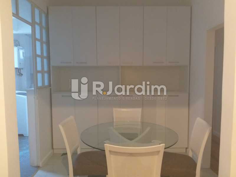 Conheça sala do imóvel - Apartamento Leblon, Zona Sul,Rio de Janeiro, RJ Para Alugar, 2 Quartos, 85m² - LAAP21482 - 5 sala - Apartamento Leblon, Zona Sul,Rio de Janeiro, RJ Para Alugar, 2 Quartos, 85m² - LAAP21482 - 5