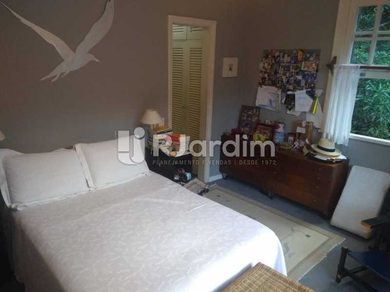 Conheça Suíte do imóvel - Casa À Venda - Jardim Botânico - Rio de Janeiro - RJ - LACA40043 - 15 Suíte - Casa À Venda - Jardim Botânico - Rio de Janeiro - RJ - LACA40043 - 15