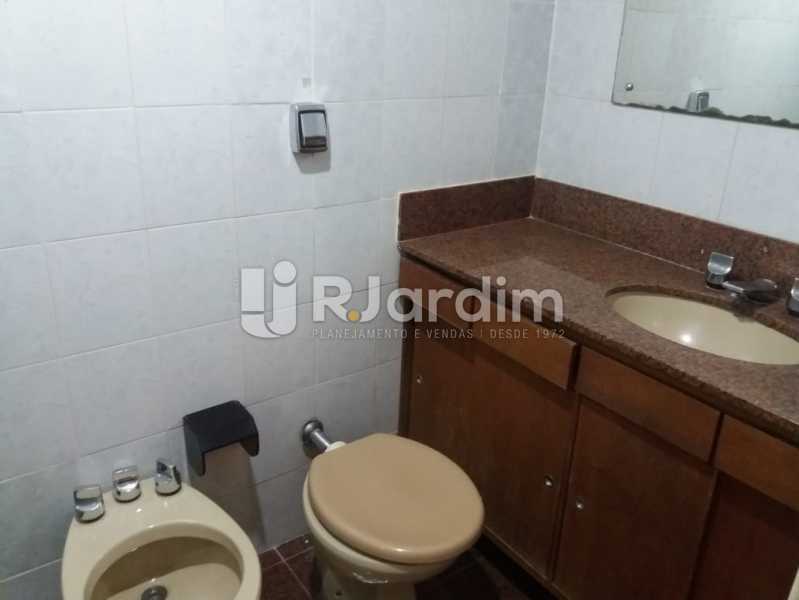 Conheça Banheiro social do imóvel - Apartamento Jardim Botânico 3 Quartos Compra Venda Avaliação Imóveis - LAAP32092 - 25 Banheiro social - Apartamento Jardim Botânico 3 Quartos Compra Venda Avaliação Imóveis - LAAP32092 - 25