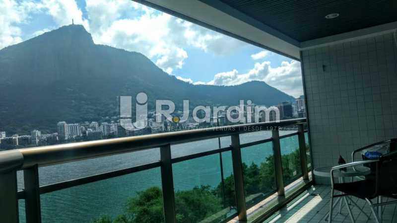 Conheça vista do imóvel - Flat Residencial Lagoa Suíte Garagem Aluguel Administração Imóveis - LAFL10092 - 1 vista - Flat Residencial Lagoa Suíte Garagem Aluguel Administração Imóveis - LAFL10092 - 1