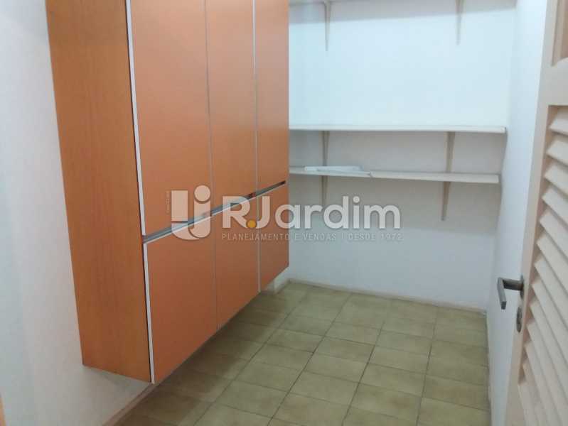 Conheça Dependência do imóvel - Apartamento À Venda - Humaitá - Rio de Janeiro - RJ - LAAP21490 - 14 Dependência - Apartamento À Venda - Humaitá - Rio de Janeiro - RJ - LAAP21490 - 14