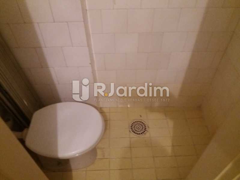 Conheça WC serviço do imóvel - Apartamento À Venda - Humaitá - Rio de Janeiro - RJ - LAAP21490 - 22 WC serviço - Apartamento À Venda - Humaitá - Rio de Janeiro - RJ - LAAP21490 - 22