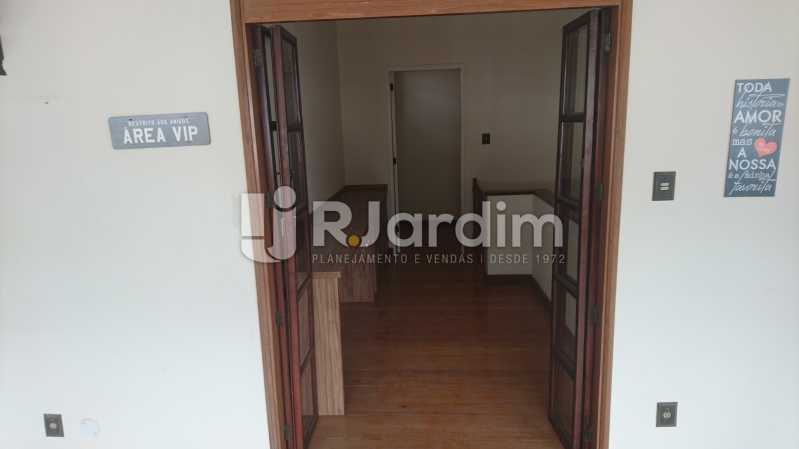 Conheça LACO30279 - Tijuca do imóvel - Cobertura À Venda - Tijuca - Rio de Janeiro - RJ - LACO30279 - 19 LACO30279 - Tijuca - Cobertura À Venda - Tijuca - Rio de Janeiro - RJ - LACO30279 - 19