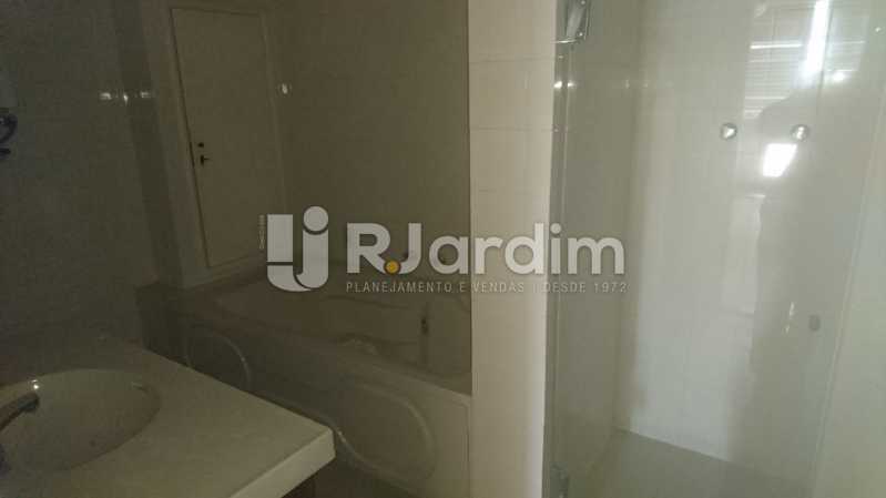 Conheça LACO30279 - Tijuca do imóvel - Cobertura À Venda - Tijuca - Rio de Janeiro - RJ - LACO30279 - 22 LACO30279 - Tijuca - Cobertura À Venda - Tijuca - Rio de Janeiro - RJ - LACO30279 - 22