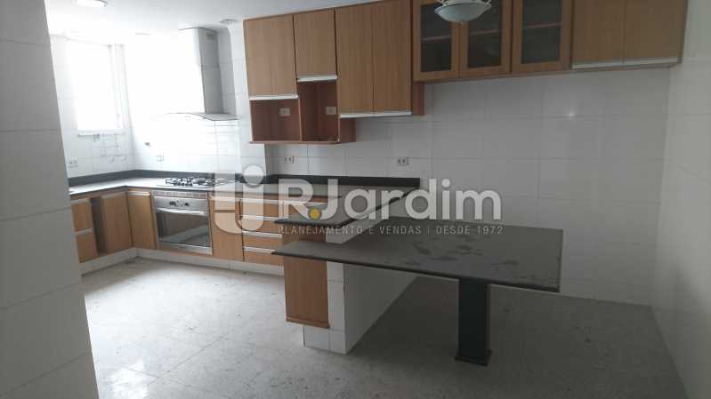 Conheça LACO30279 - Tijuca do imóvel - Cobertura À Venda - Tijuca - Rio de Janeiro - RJ - LACO30279 - 14 LACO30279 - Tijuca - Cobertura À Venda - Tijuca - Rio de Janeiro - RJ - LACO30279 - 14